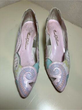 Beverly Feldman pastel colored shoes size 8 1/2 N